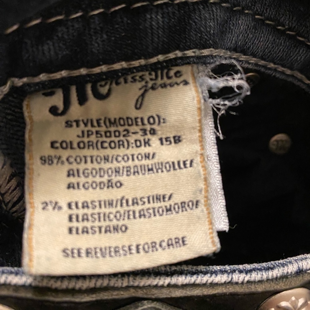 Miss Me Sequin Distressed Bootcut Jeans. - Picture 13 of 13